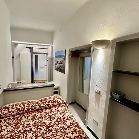 Πανσιόν Mezza Galea 3*