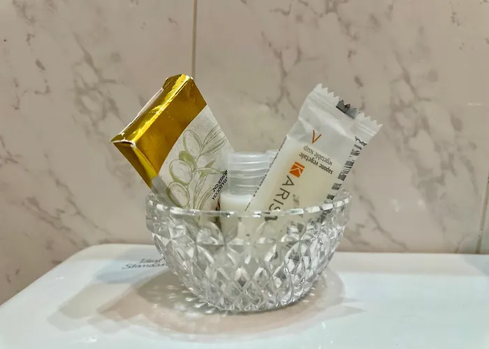 Mezza Galea Pensión 3*