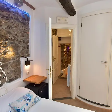 Mezza Galea 3* Vernazza